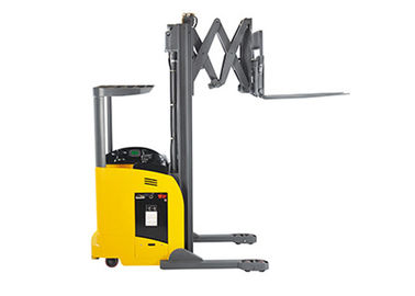 qualidade  AC Motor Double Reach Forklift Reach Distance 1200mm Good Turning Performance fábrica